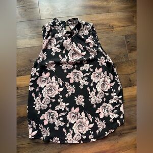 Sienna Sky Black Floral Mock Neck Blouse Sleeveless Romantic Work Top M